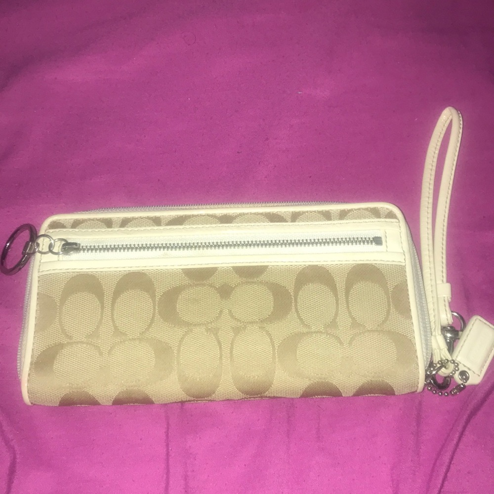Coach Signature Collection Wallet